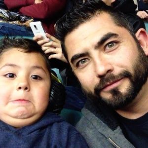 Meet your Posher, Omar